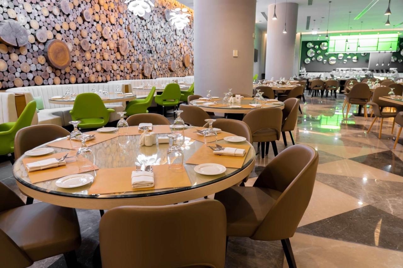 דובאי Al Khoory Sky Garden Hotel מראה חיצוני תמונה
